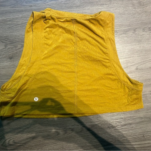Lululemon muscle tank crop top - Picture 2 of 2